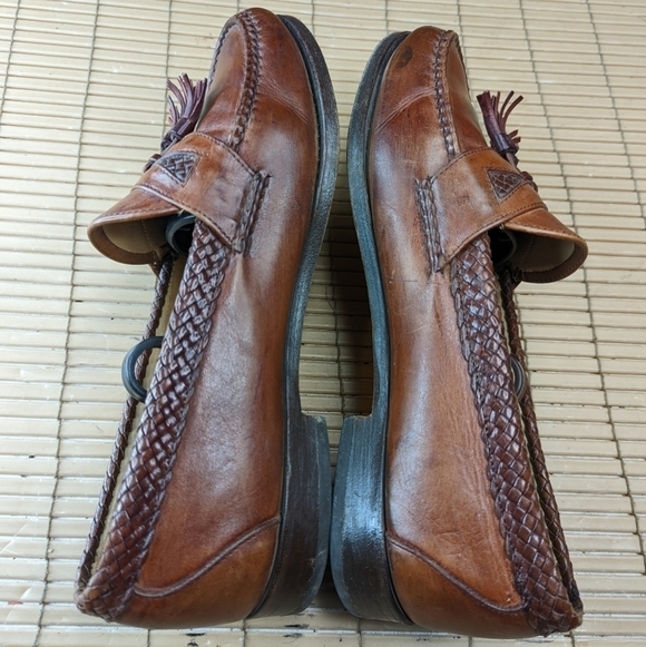 Allen Edmonds Leather Loafer Tasseled \
